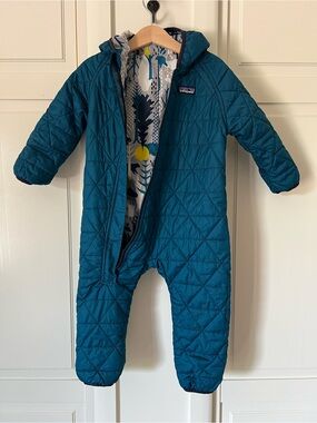 Patagonia Teal Quilted Hooded Baby Bunting
